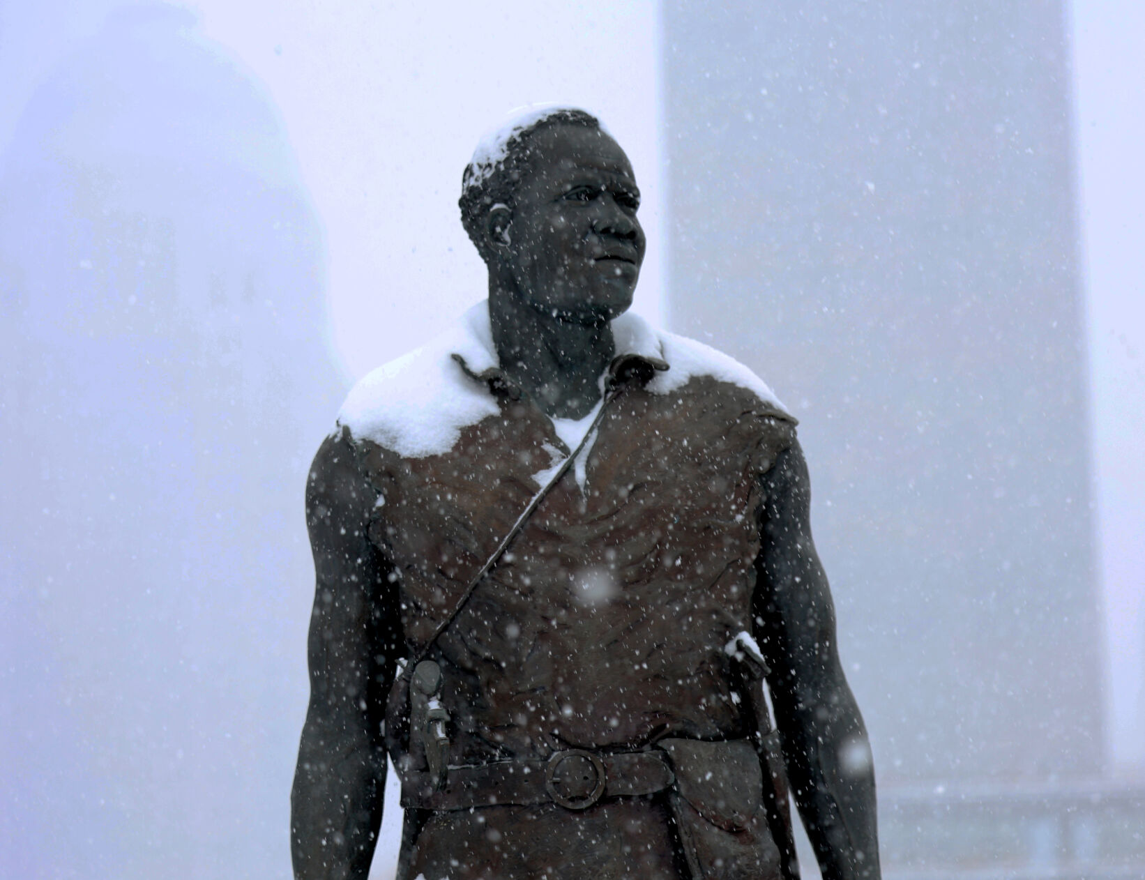 York statue with snow - Jan. 5, 2025.JPG